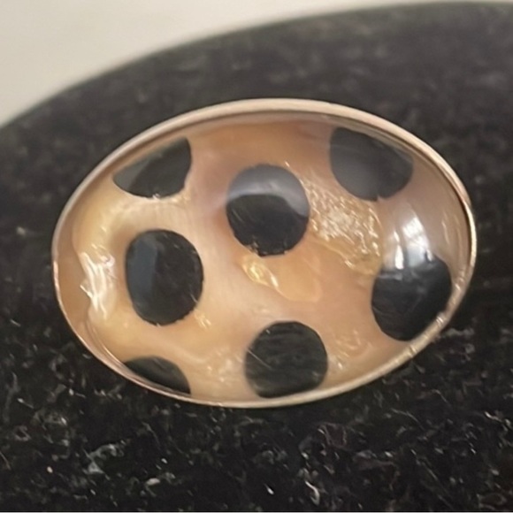 1954-1960s gold tone oval shaped almond Mother-of-Pearl/onyx cuff links - Picture 8 of 13